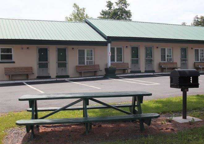Evergreen motel