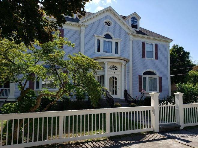 Kingsford higgins bed and breakfast