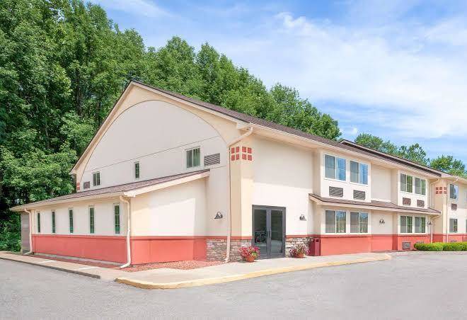 Super 8 by wyndham oneonta cooperstown