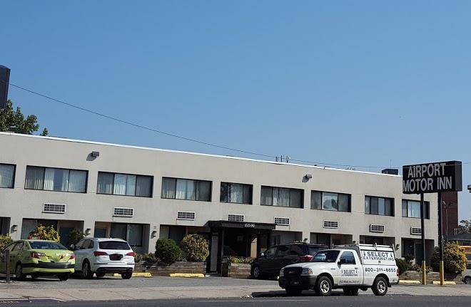 Airport motor inn