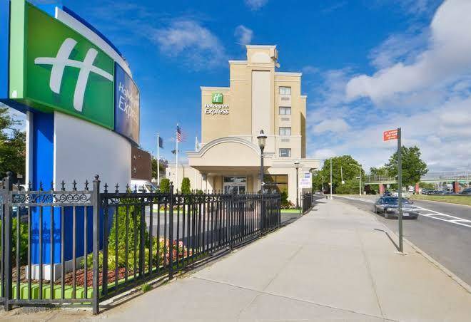 Holiday inn express laguardia arpt