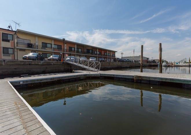 Surfside Motel Image