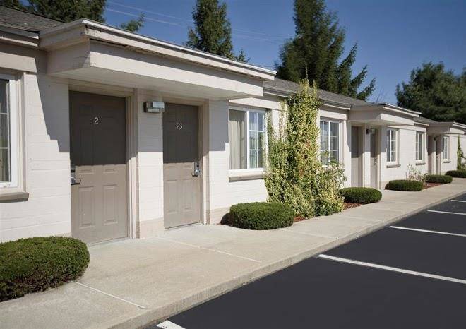 Americas best value inn albany east greenbush