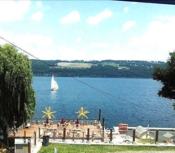 Anchor inn & marina