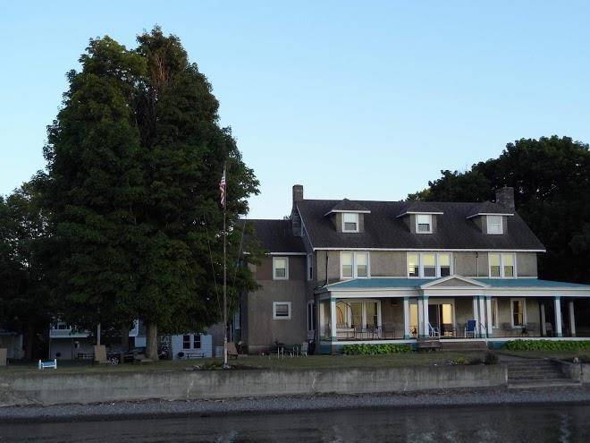 Driftwood inn