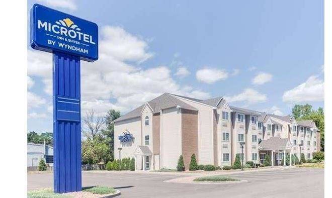 Microtel inn & suites by wyndham bath