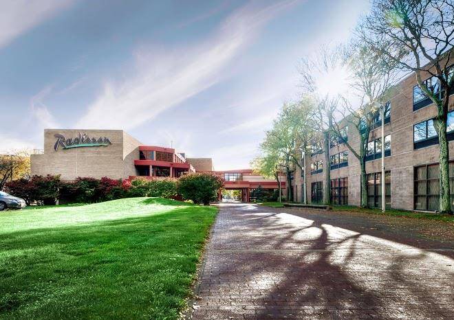 Radisson hotel corning