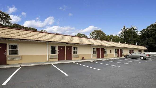 Americas Best Value Inn Image