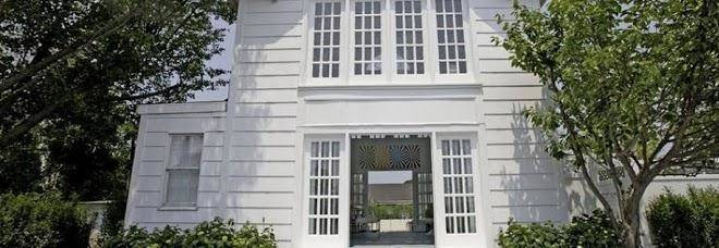 Capri Hotel Southampton Image