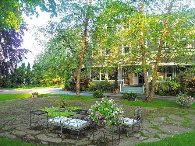Orient inn
