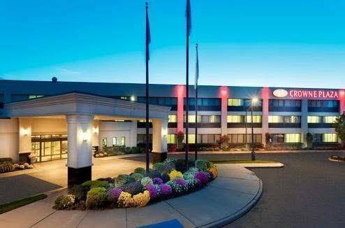 Ramada plaza by wyndham holtsville long island