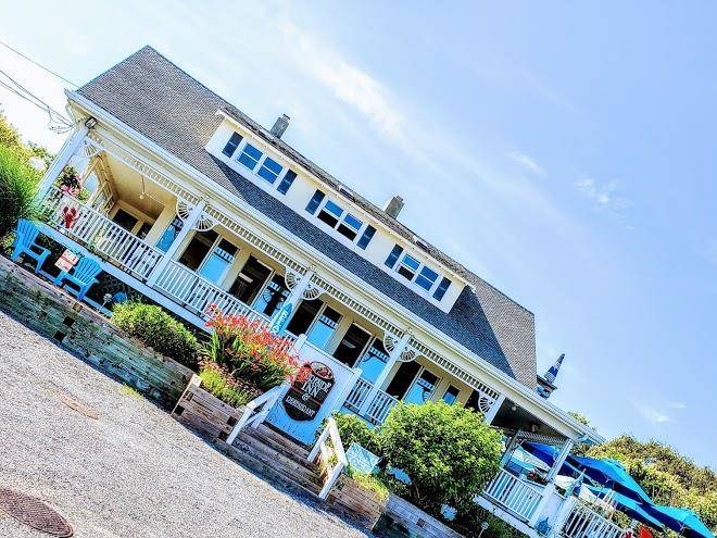 Surfside inn