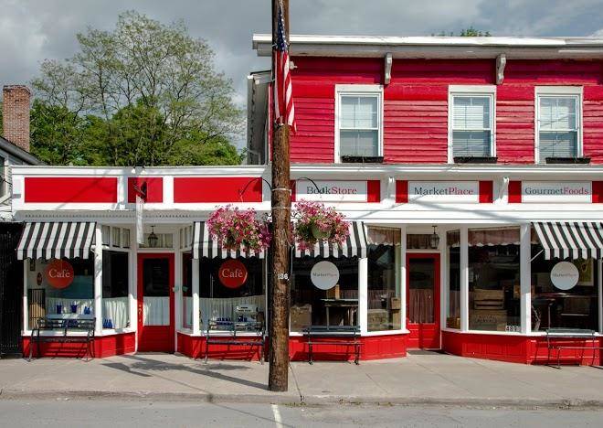 Samba cafe & inn
