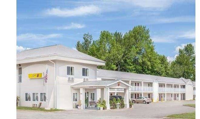 Super 8 by wyndham monticello