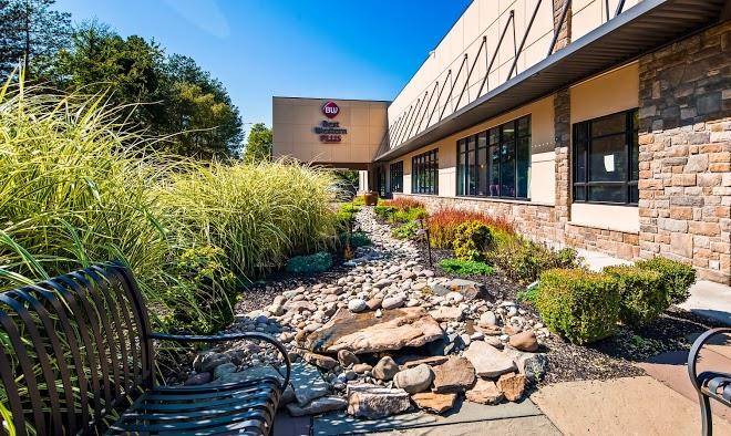 Best western plus kingston hotel and conference center