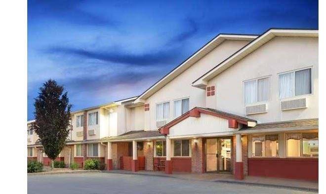 Super 8 by wyndham kingston