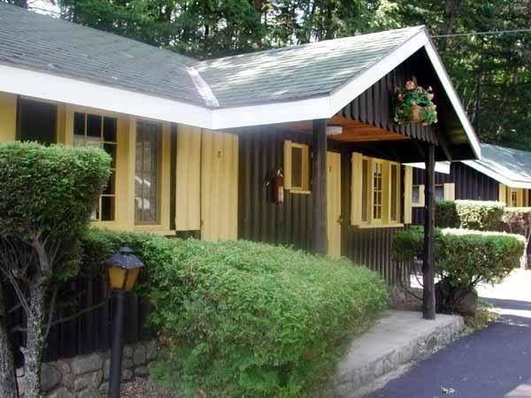 Amber lantern motel