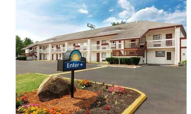 Days inn by wyndham queensbury lake george
