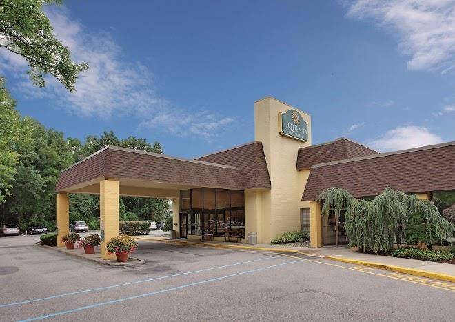 La quinta inn & suites by wyndham armonk westchester