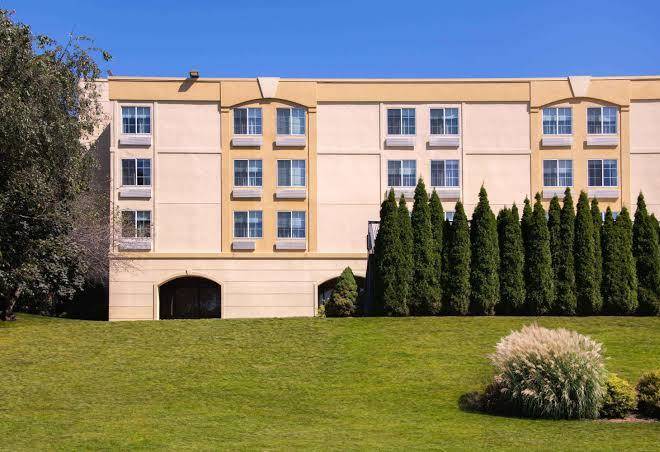 La quinta inn & suites by wyndham white plains elmsford