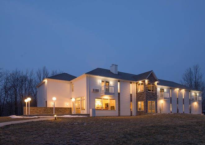 River spring lodge