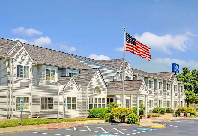 Microtel inn & suites by wyndham burlington
