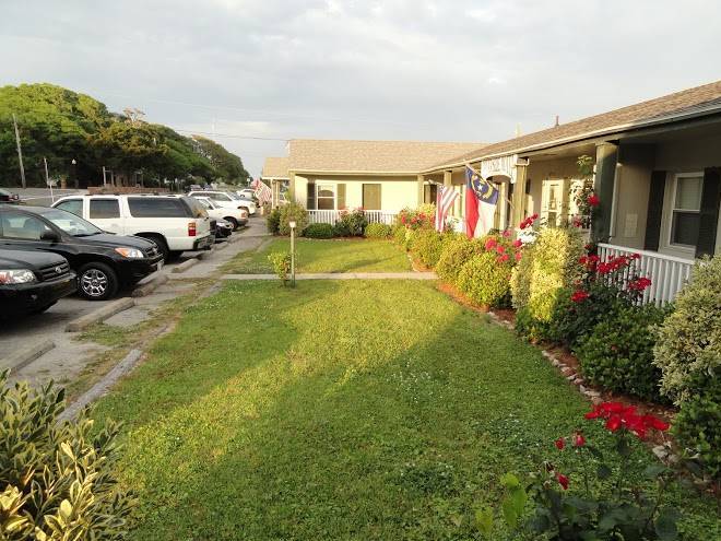 Riverside motel