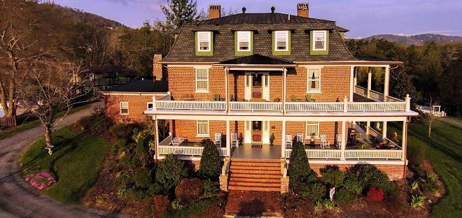 The Reynolds Mansion Image