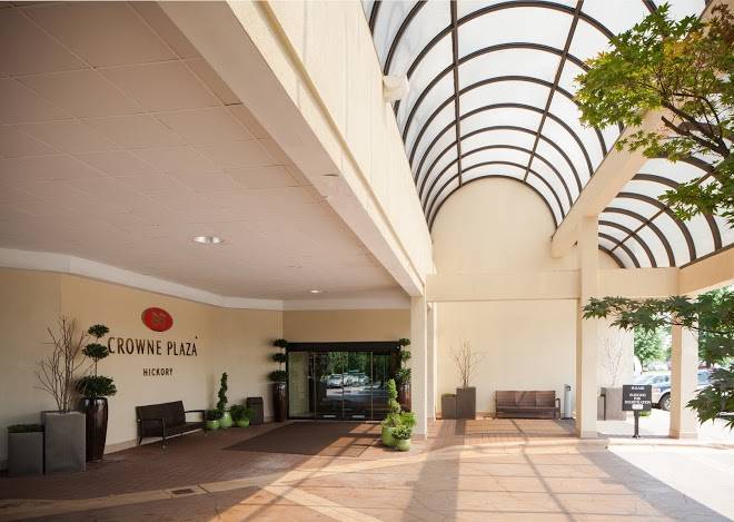 Crowne plaza hickory