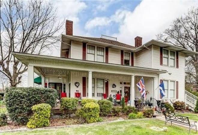 The inn of the patriots