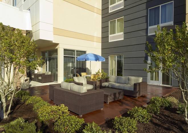 Fairfield inn & suites by marriott fayetteville north