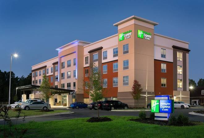 Holiday inn express & suites fayetteville south