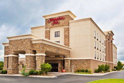 Hampton inn bermuda run