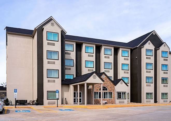 Quality inn & suites robbinsville