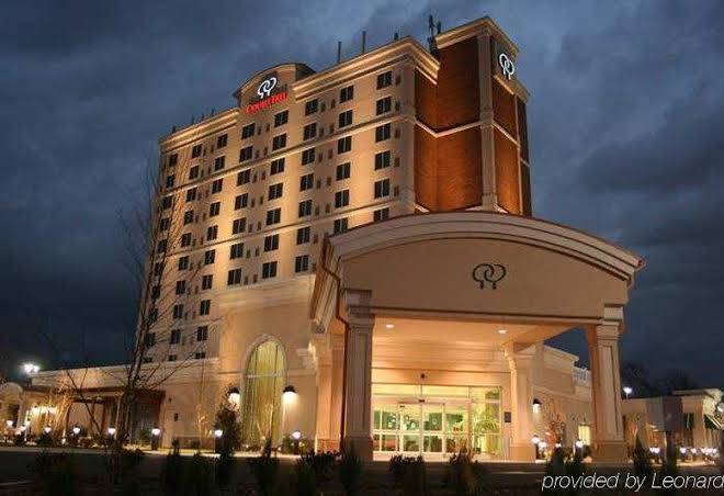 Doubletree By Hilton Hotel Greensboro Image