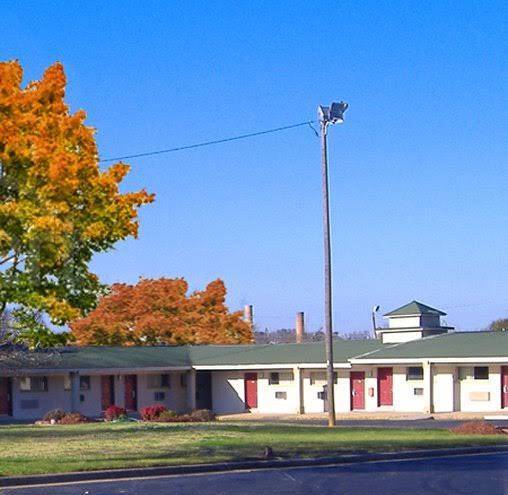 Regency Inn & Suites Greensboro Image