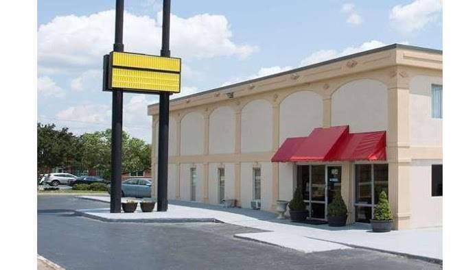 Super 8 by wyndham greensboro