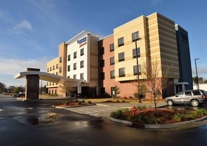 Fairfield inn & suites by marriott dunn i 95