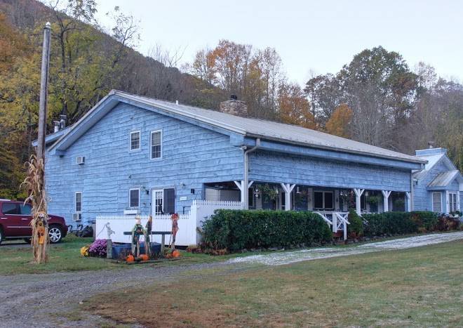 Misty mountain ranch b&b