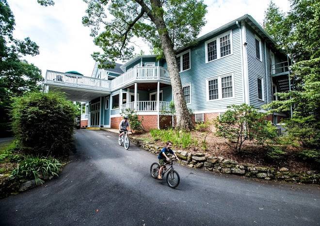 Highland lake inn & resort