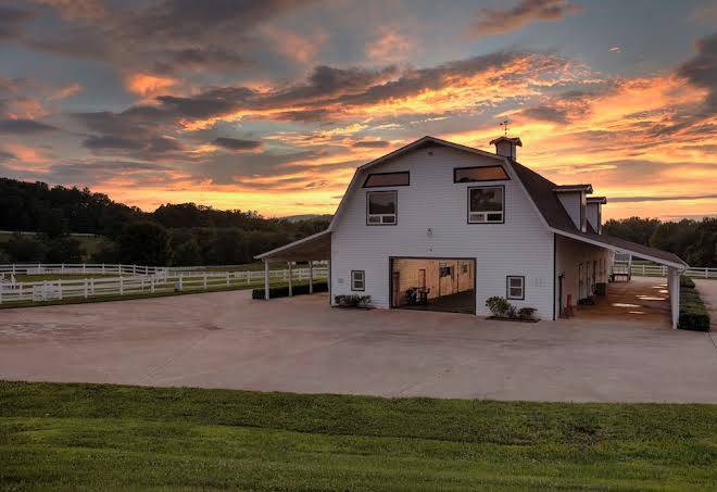 The horse shoe farm