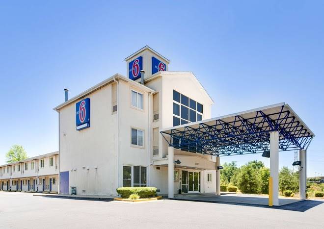 Motel 6 statesville nc
