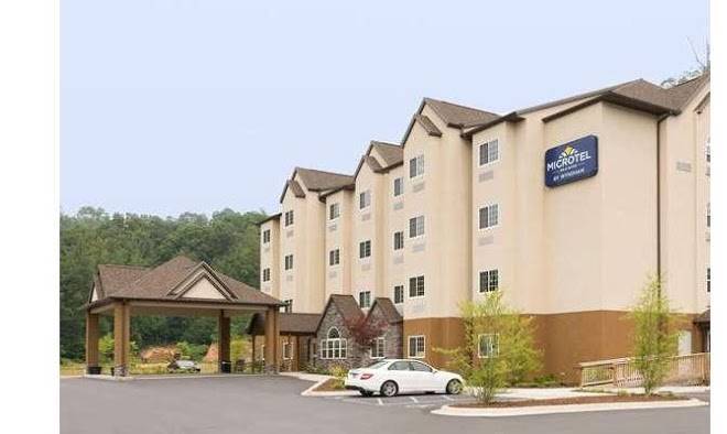 Microtel inn & suites by wyndham sylva dillsboro area