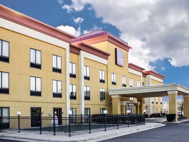 Comfort suites clayton garner