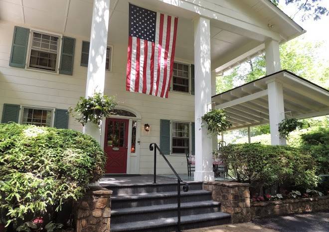 Colonial pines inn bed and breakfast