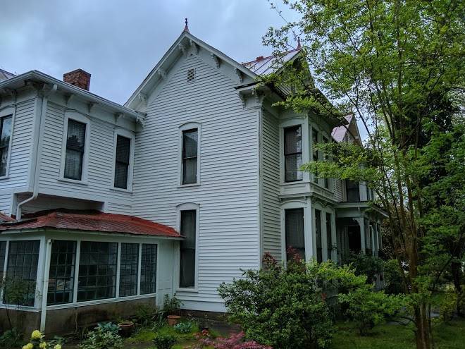 Sunnybank inn
