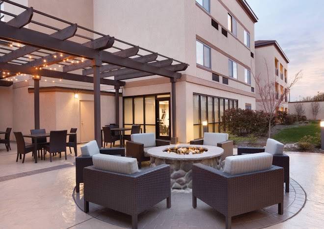 Courtyard by marriott charlotte airport north
