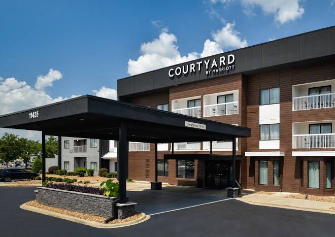 Courtyard by marriott charlotte matthews