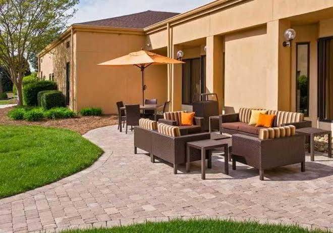 Sonesta Select Charlotte University
