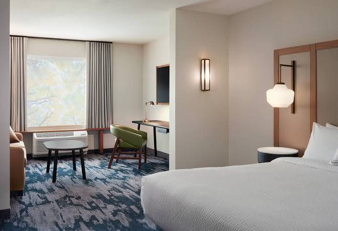 Fairfield inn & suites by marriott charlotte university research park